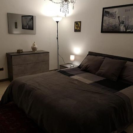קטאניה The Trip House - Between The Center And The Sea - Free Wifi And Jacuzzi מראה חיצוני תמונה